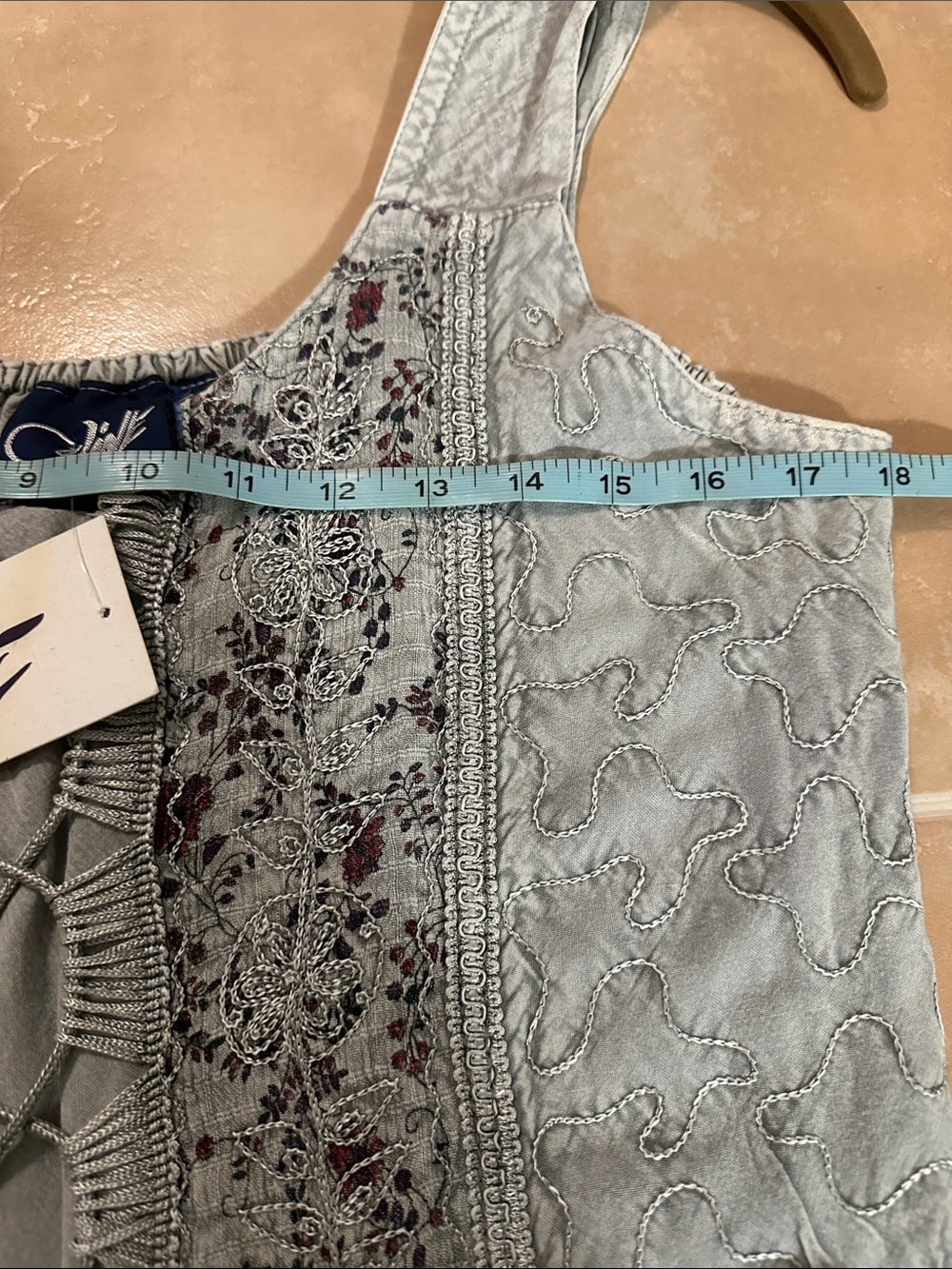 Sleeveless Lace-Front Maxi Dress in Light Gray - Picture 6 of 12